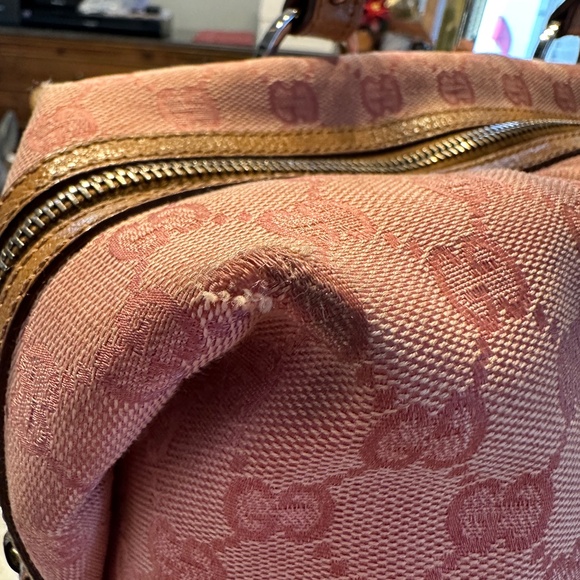 💗💗Vintage Pink Gucci Bag💗💗 - Picture 3 of 10